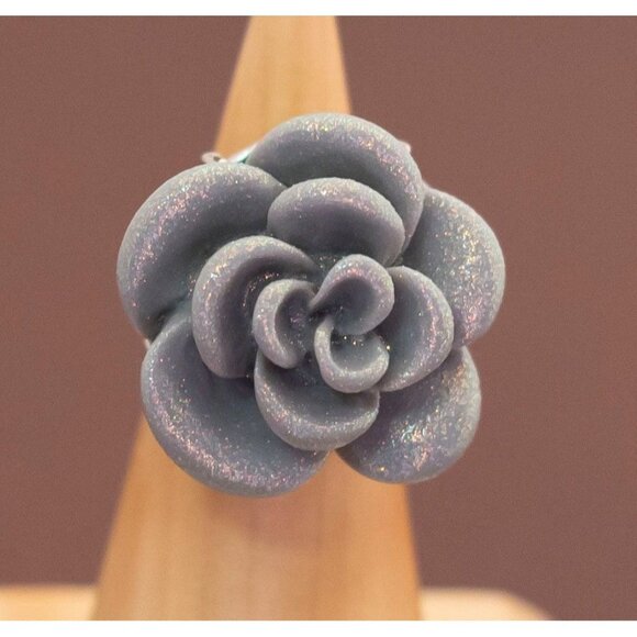 Vintage Ash Gray Rose Ring Size 7 - U1 - Picture 1 of 3